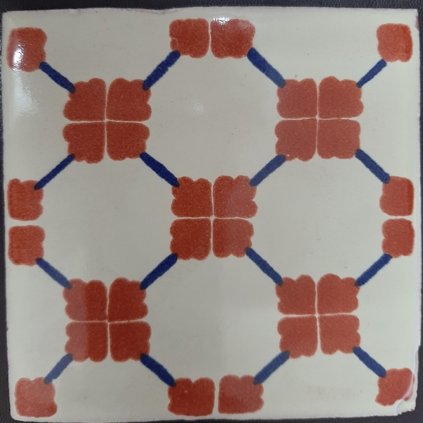 TERRACOTTA-BLUE LATTICE ON CREAM TALAVERA TILE