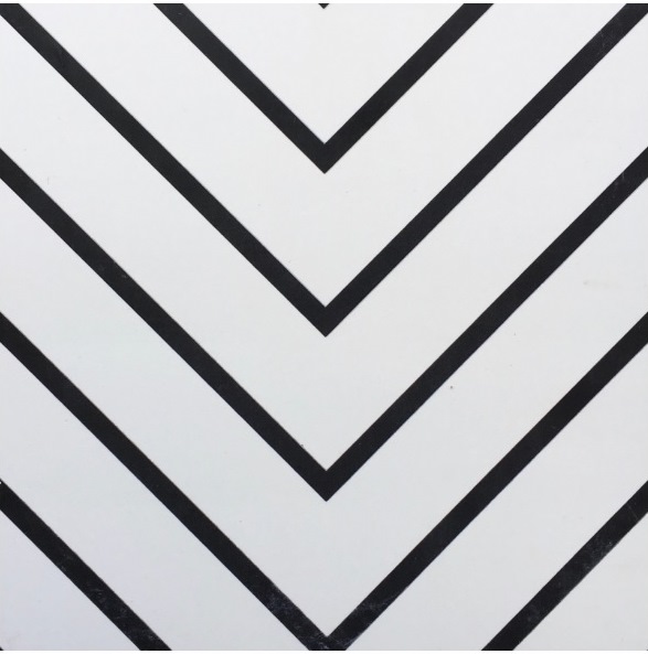 BLACK ON WHITE MATT LINES PORCELAIN TILE