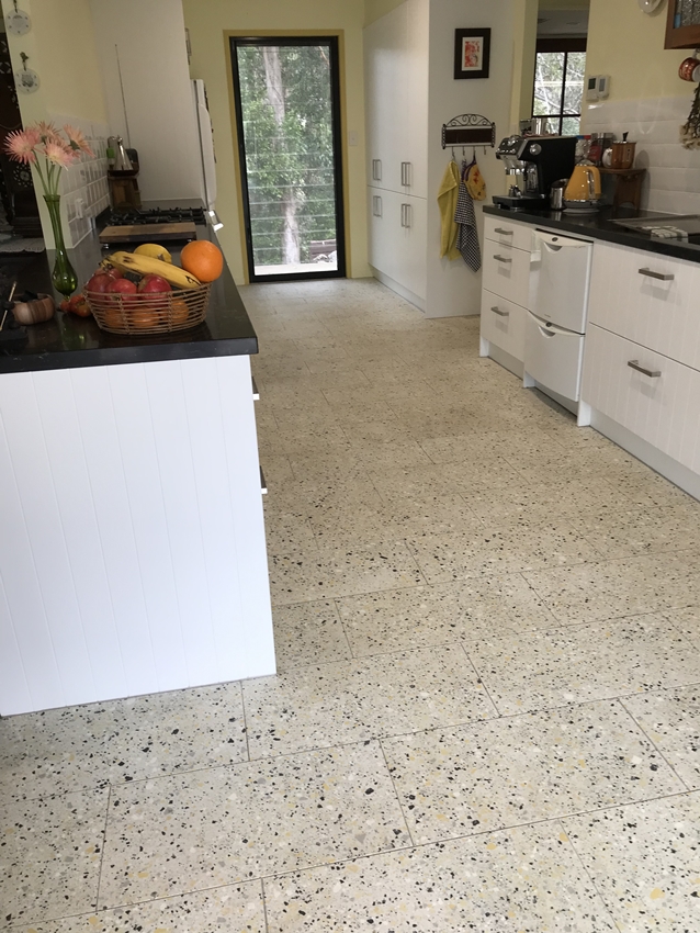 CANARY-YELLOW MATT LARGE PORCELAIN CHIP TERRAZZO TILE