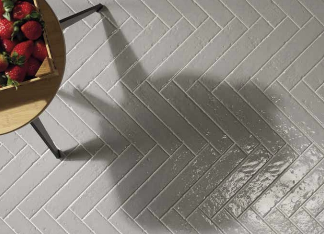 GREY GLOSS SUBWAY FLOOR TILE