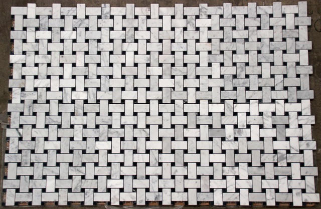 CARARRA/NERO HONED MARBLE BASKETWEAVE MOSAIC TILE