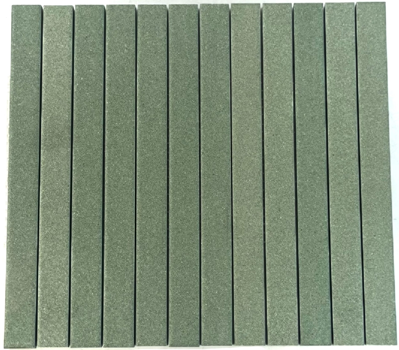 GREEN MATT LONG FINGER MOSAIC
