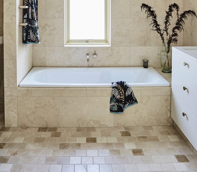 CREMA TUMBLED TRAVERTINE